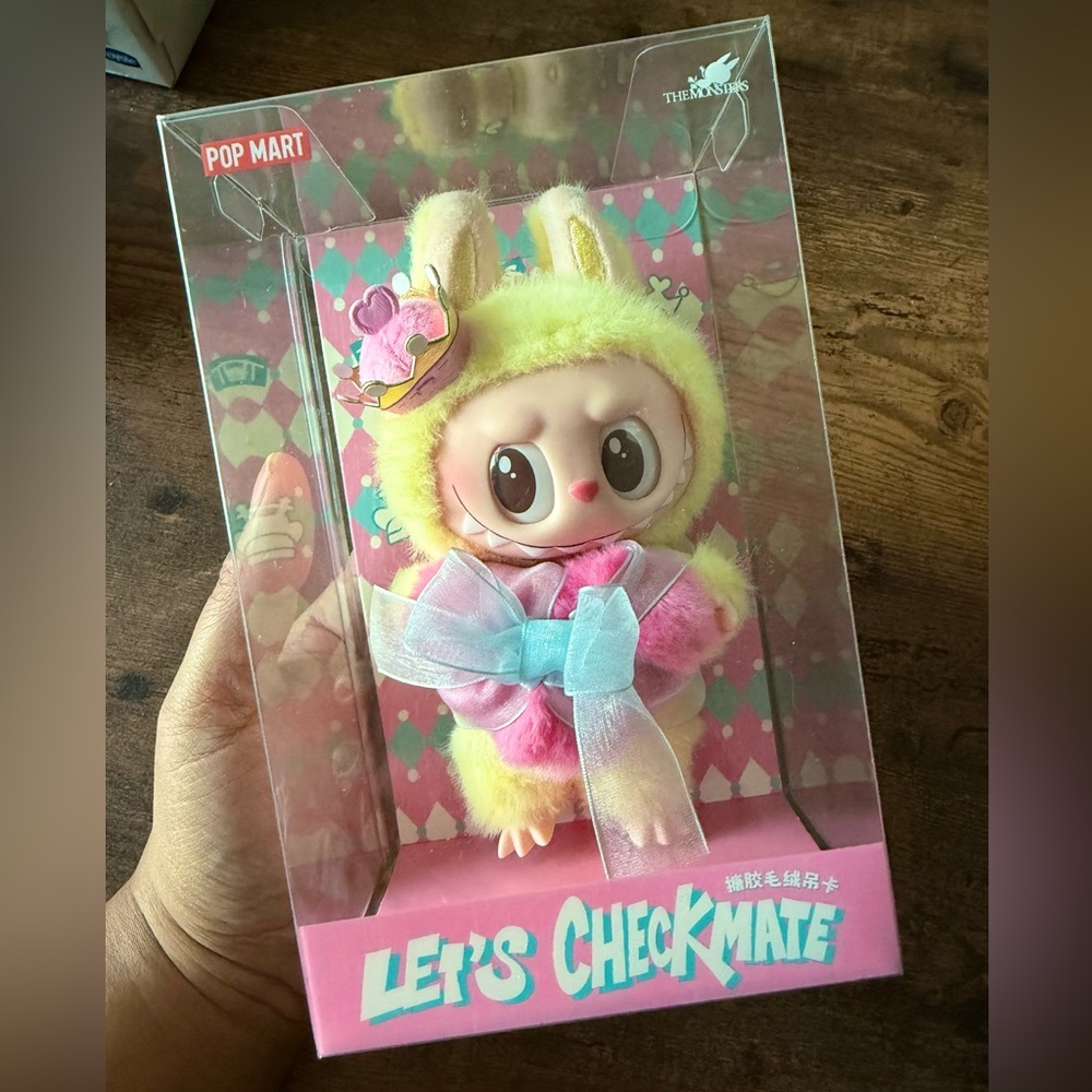 Labubu- Authentic Pop Mart Checkmate and New Sealed (COMES WITH A FREE GIFT)